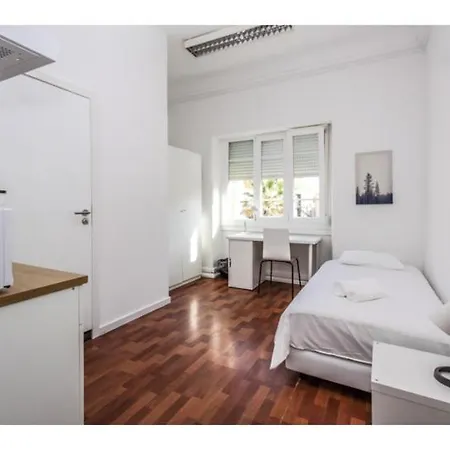 Houze Spacious 9 Bedroom Flat In Central Lisbon Lisbon